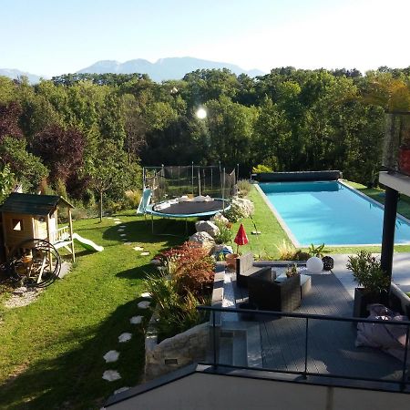 Chambres, Cuisine, Piscine, Spa, Billards, Airhockey, Nature Fillinges Eksteriør bilde